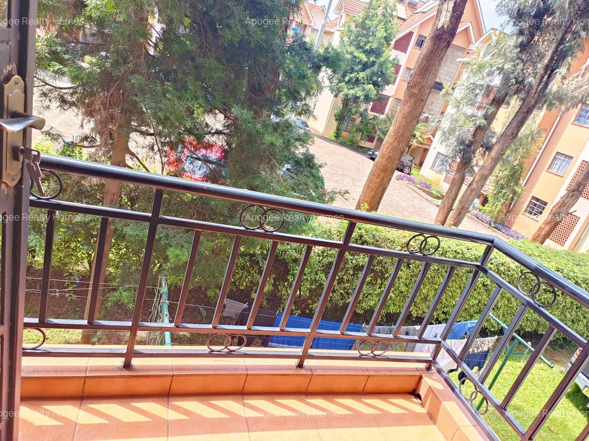 Serviced 2 Bed Apartment with En Suite at Fourways Junction Estate - 16