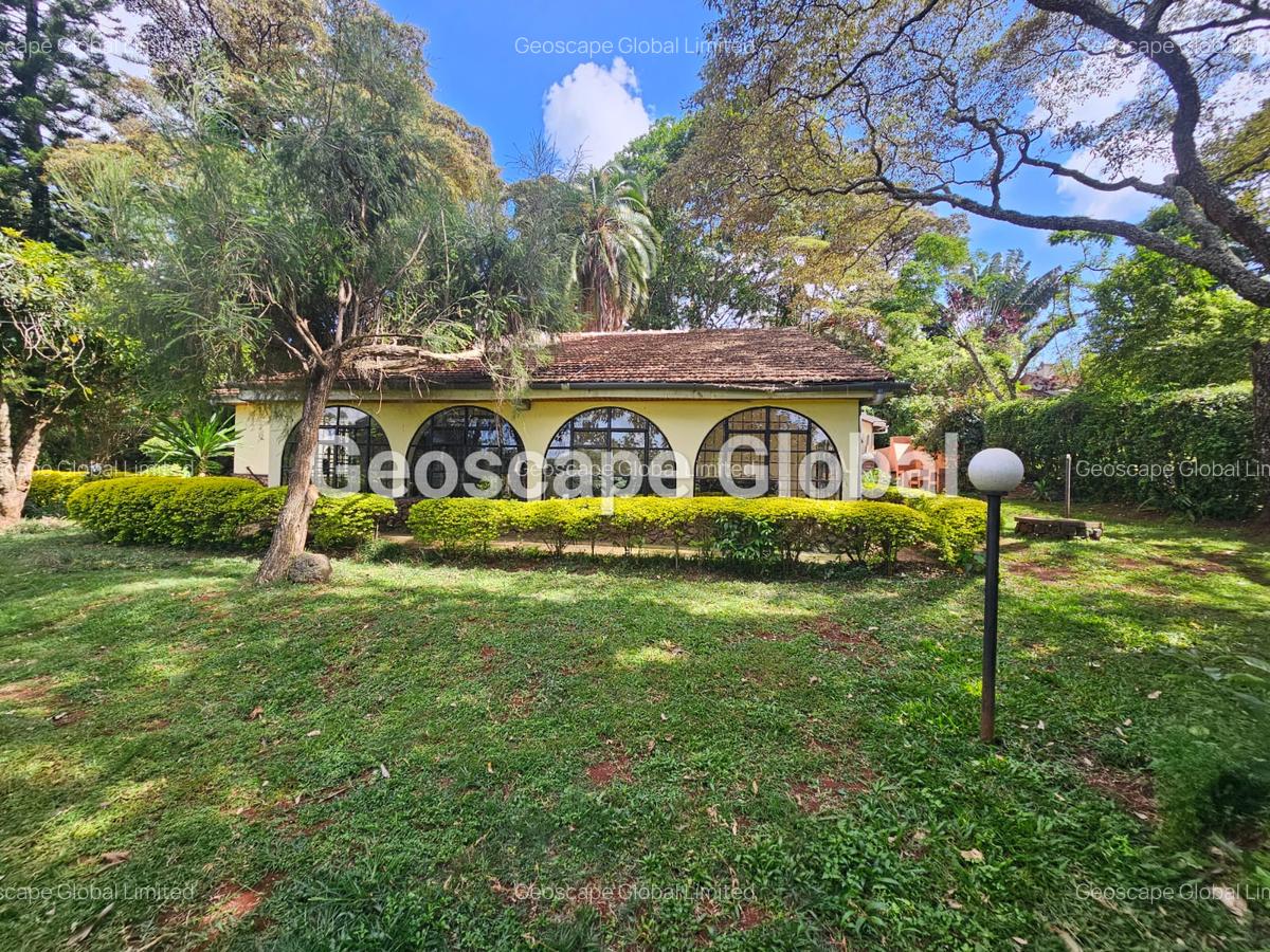 4 Bed House with En Suite in Loresho - 1