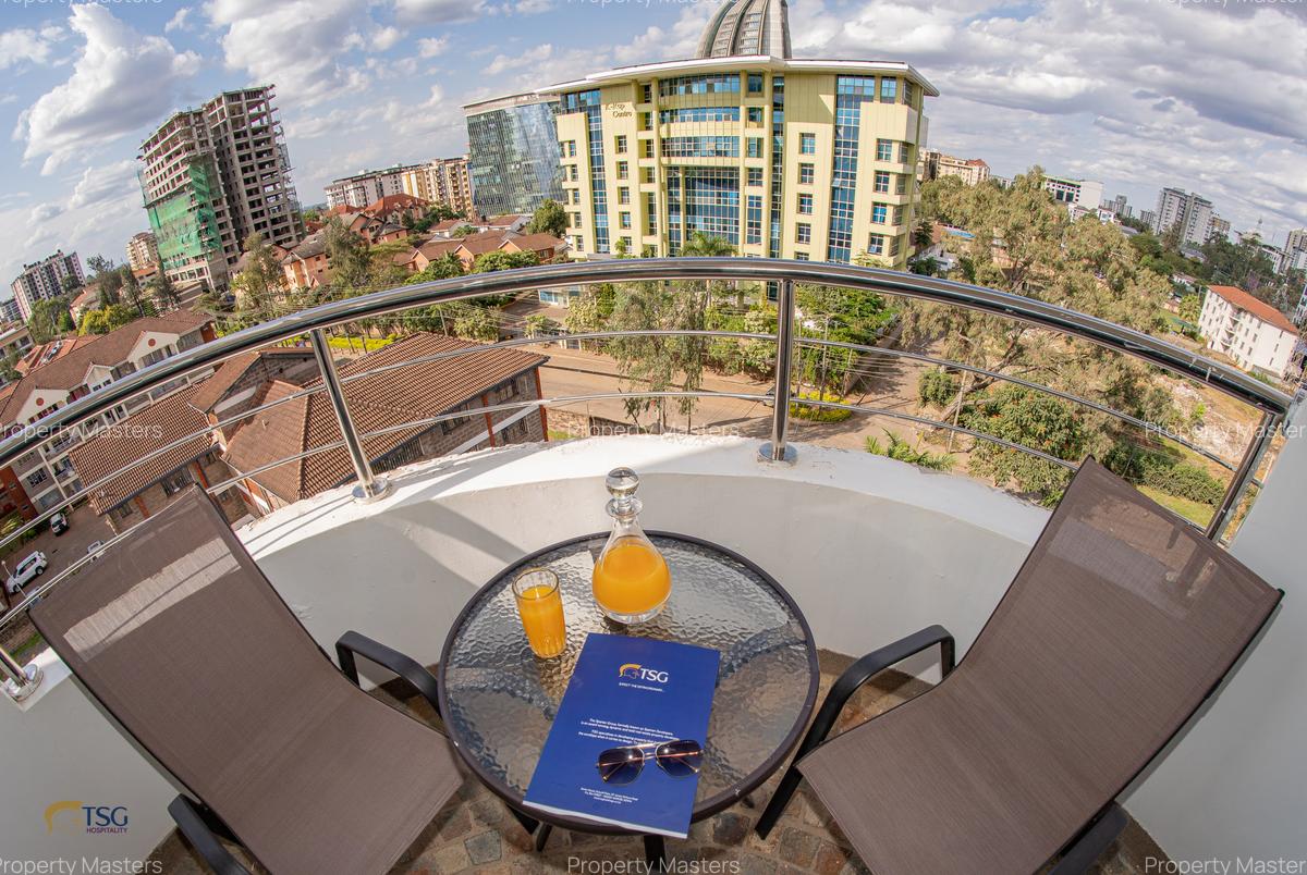 Serviced 2 Bed Apartment with En Suite at Wood Avenue - 11