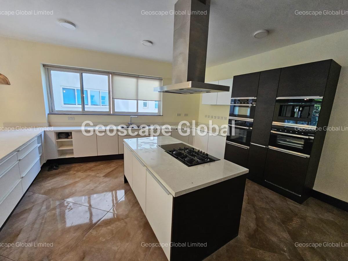 4 Bed Apartment with En Suite in Westlands Area - 8