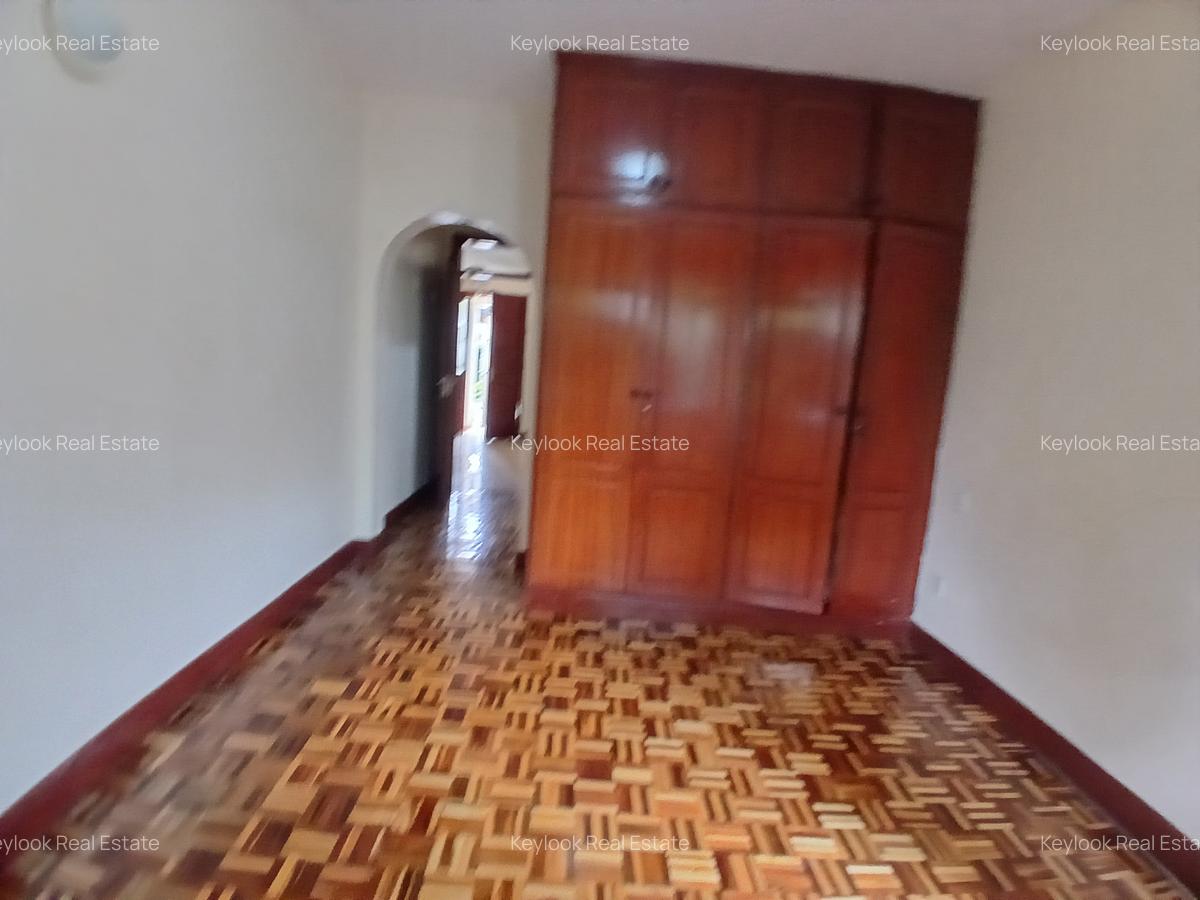 4 Bed Townhouse with En Suite at Lavington Green - 10