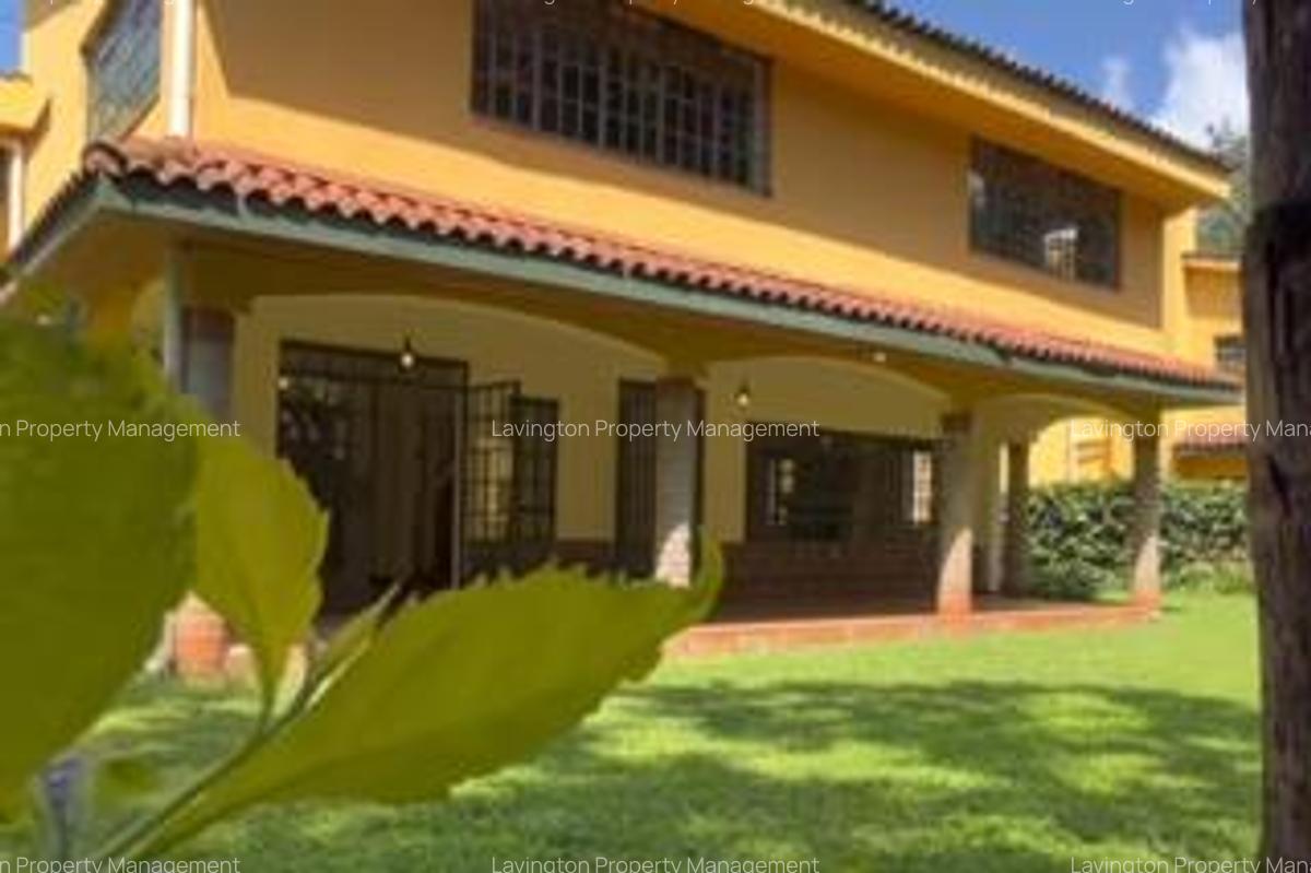 4 Bed Townhouse with En Suite at Lavington Green - 1