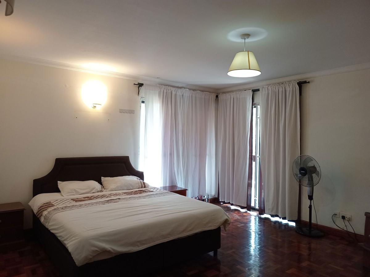 Furnished 3 Bed Apartment with En Suite in Parklands - 17