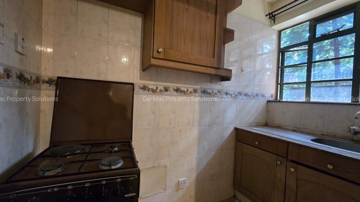 Studio Apartment with En Suite at Kunde Road - 9