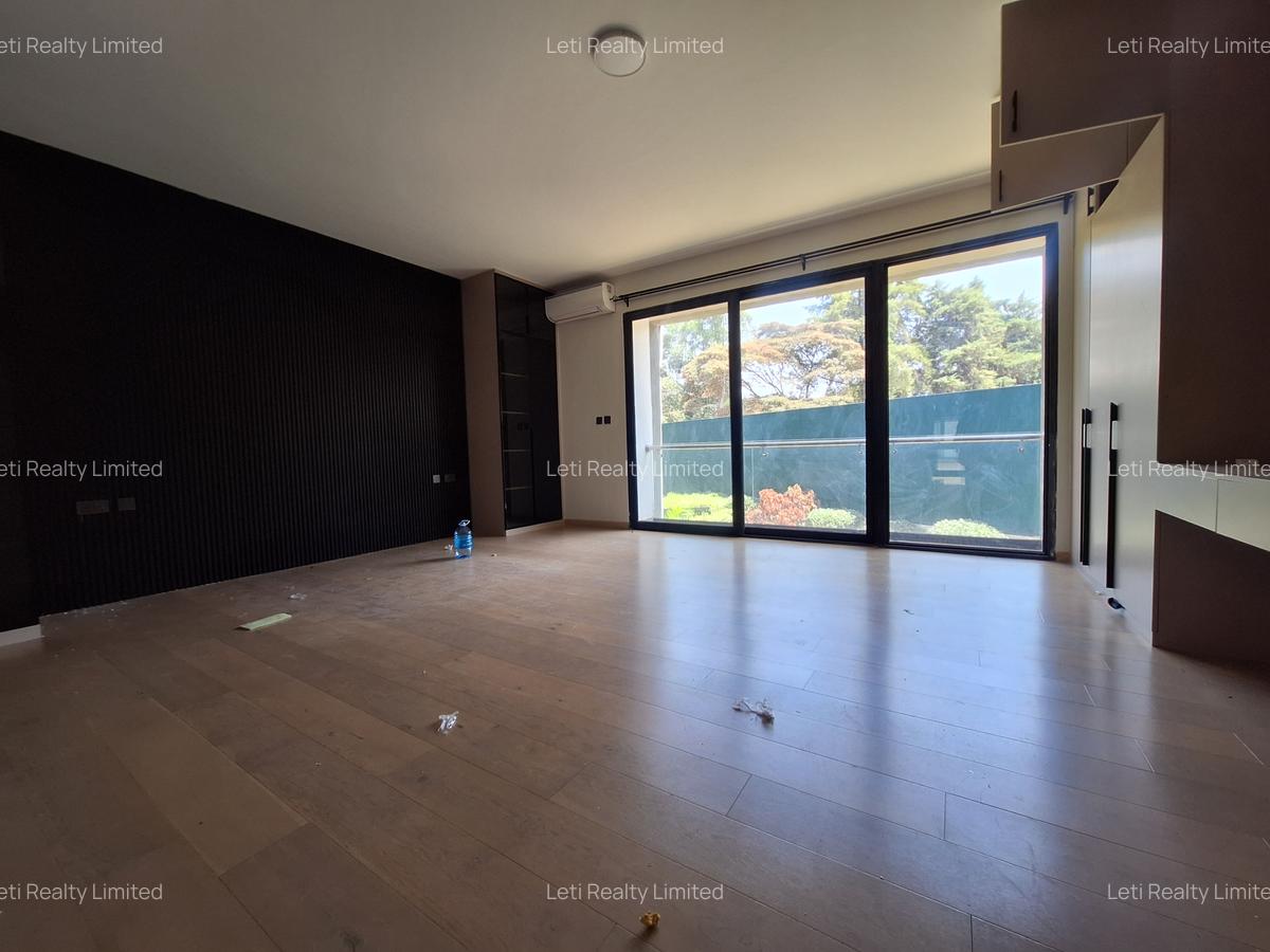 4 Bed Townhouse with En Suite in Lavington - 9