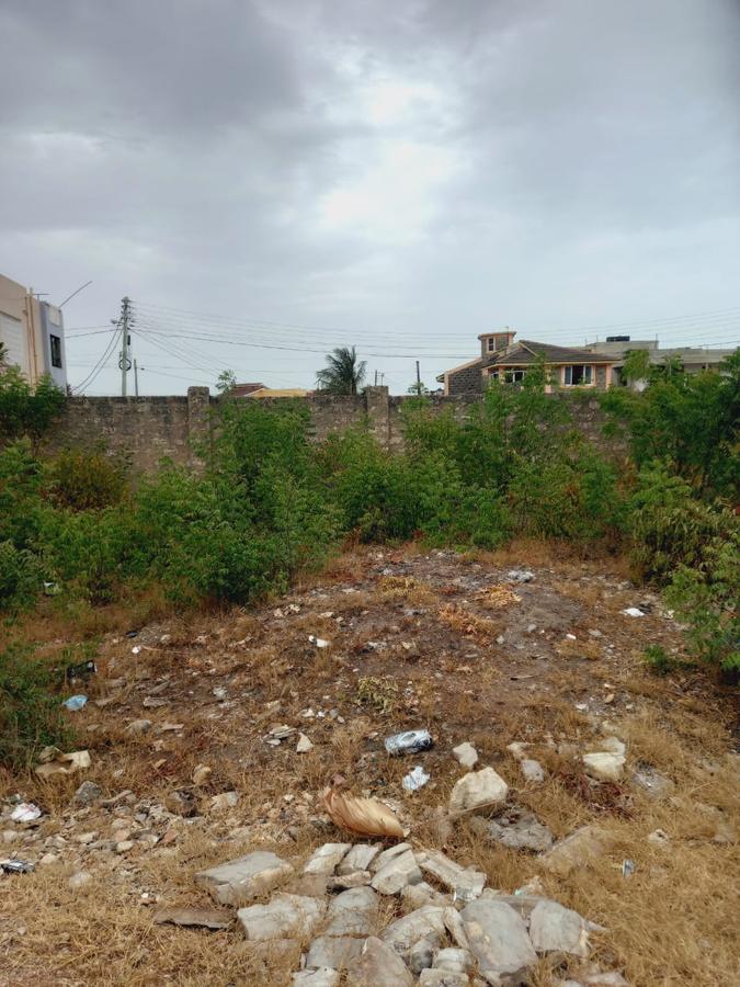 450 m² Land in Shanzu - 1