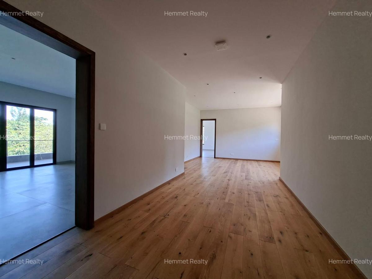 4 Bed Apartment with En Suite in Loresho - 13