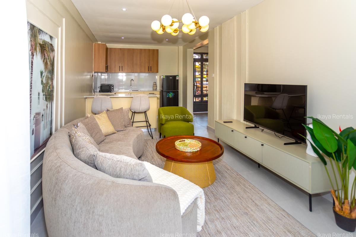 1 Bed Apartment with En Suite at Laiser Hill Rd - 2