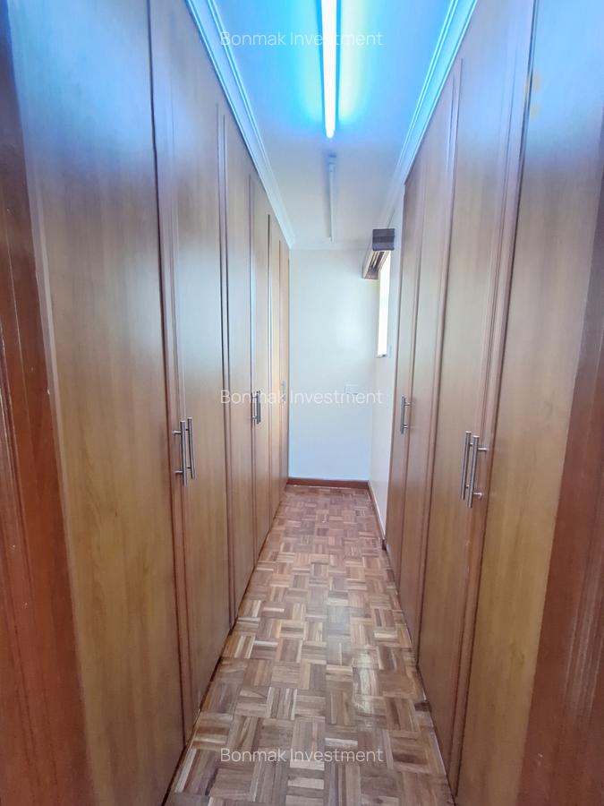 4 Bed Townhouse with En Suite at Redhill Link Road - 13