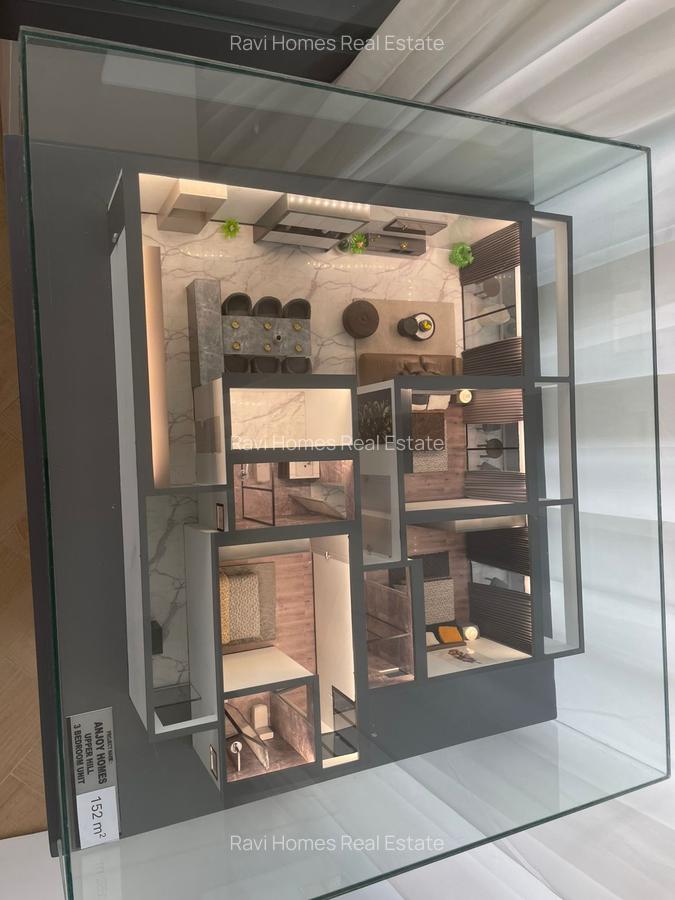 Studio Apartment with Swimming Pool in Upper Hill - 9