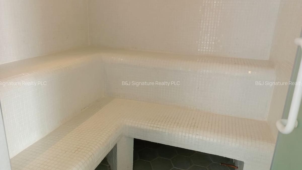 3 Bed Apartment with En Suite in Westlands Area - 5