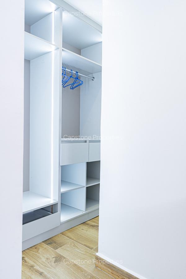 3 Bed Apartment with En Suite in Runda - 10