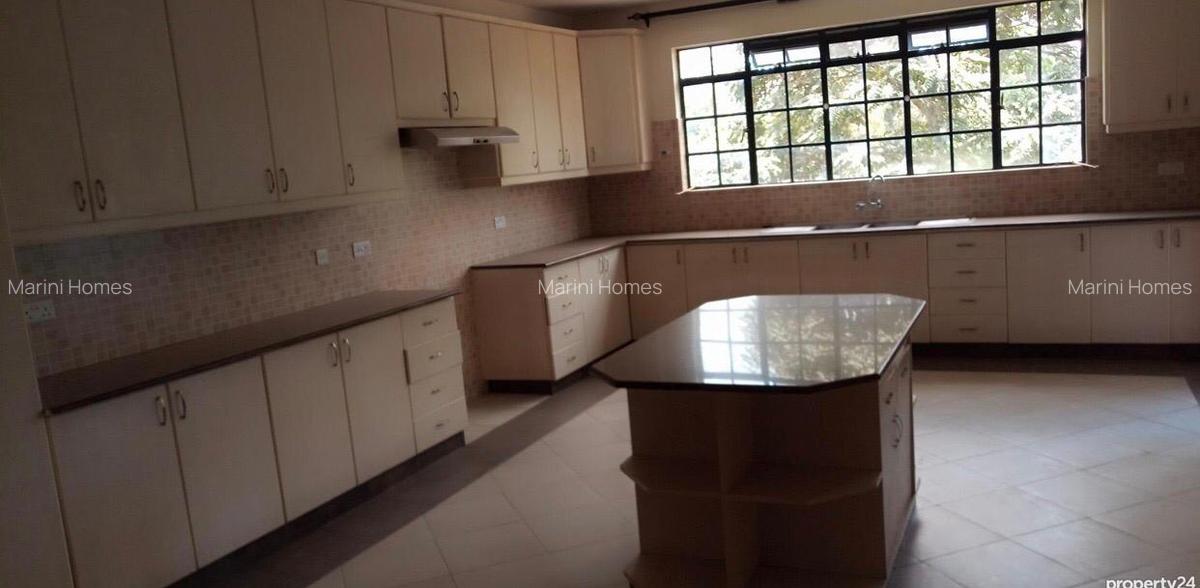 3 Bed Apartment with En Suite in Westlands Area - 9