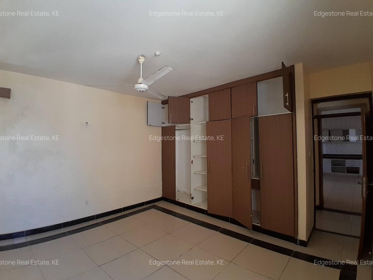 3 Bed Apartment with En Suite in Nyali Area - 13