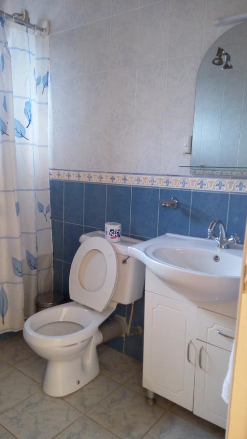 Serviced 2 Bed Apartment with En Suite in Upper Hill - 7