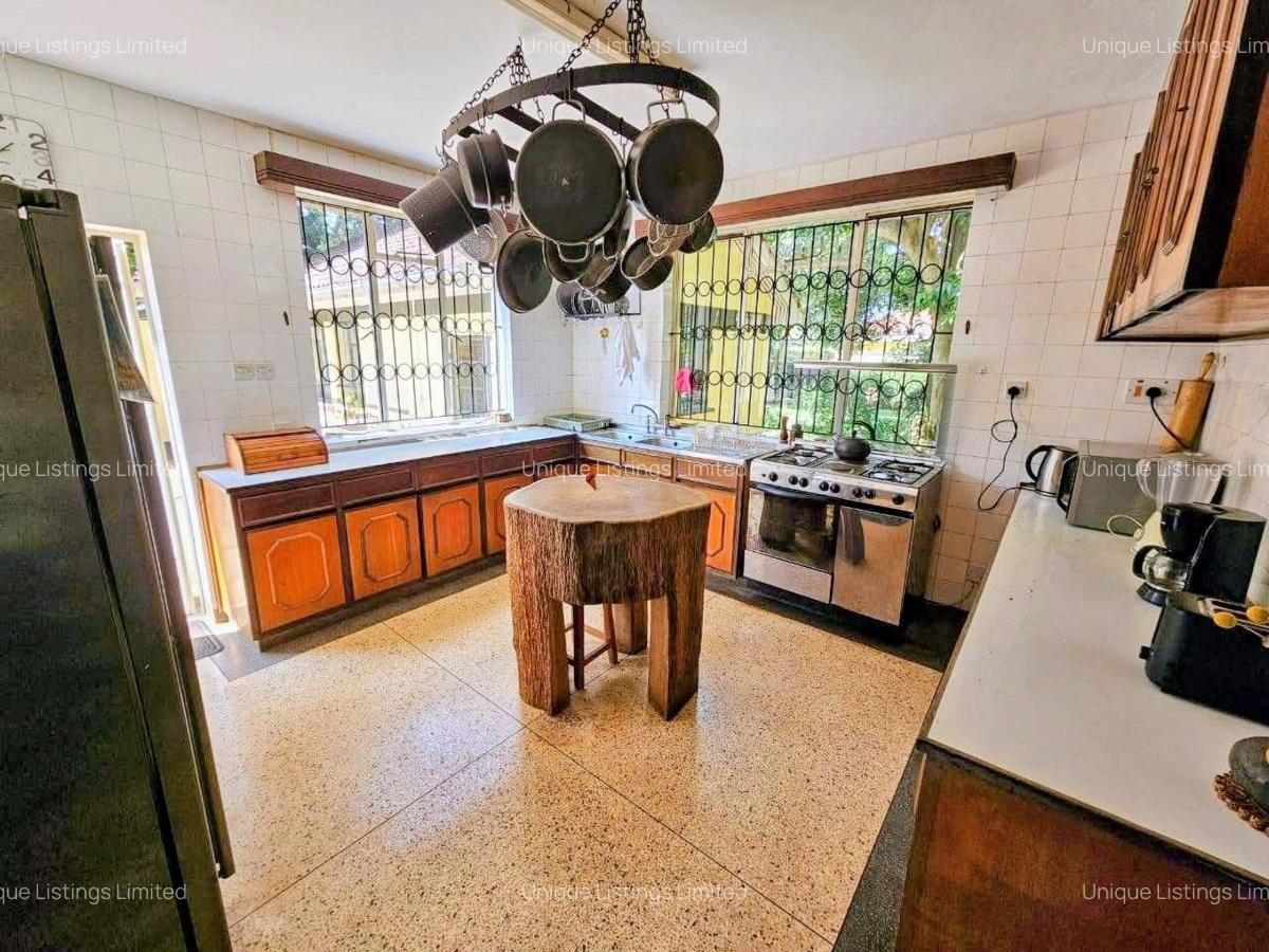 4 Bed House with Staff Quarters in Nyari - 4