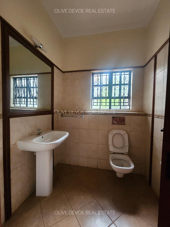 6 Bed Villa with En Suite in Karen - 8