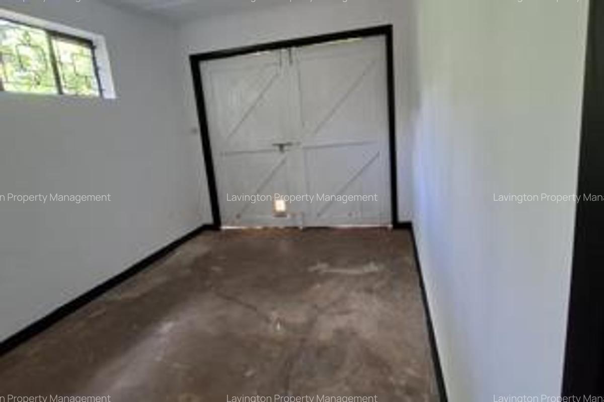 4 Bed Townhouse with En Suite at Lavington Green - 18