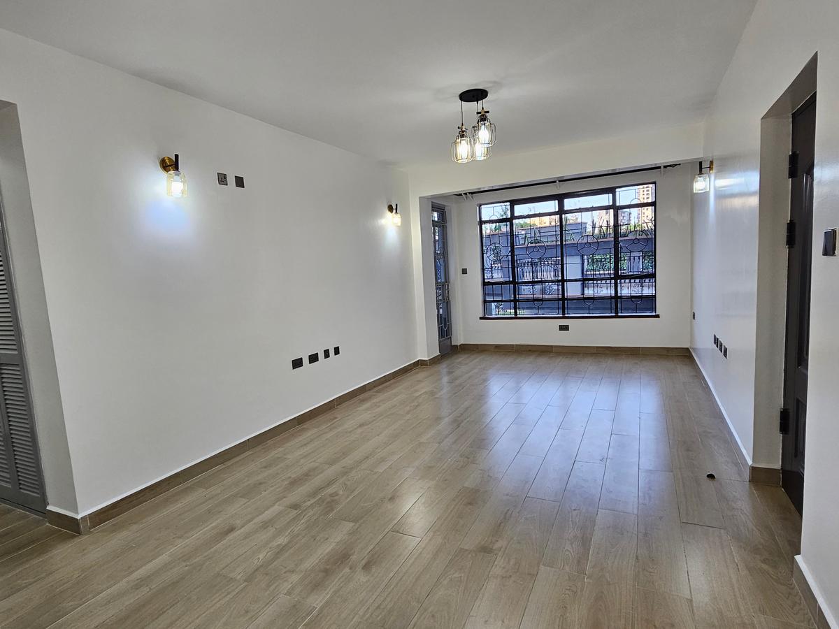 2 Bed Apartment with En Suite at Parklands - 7