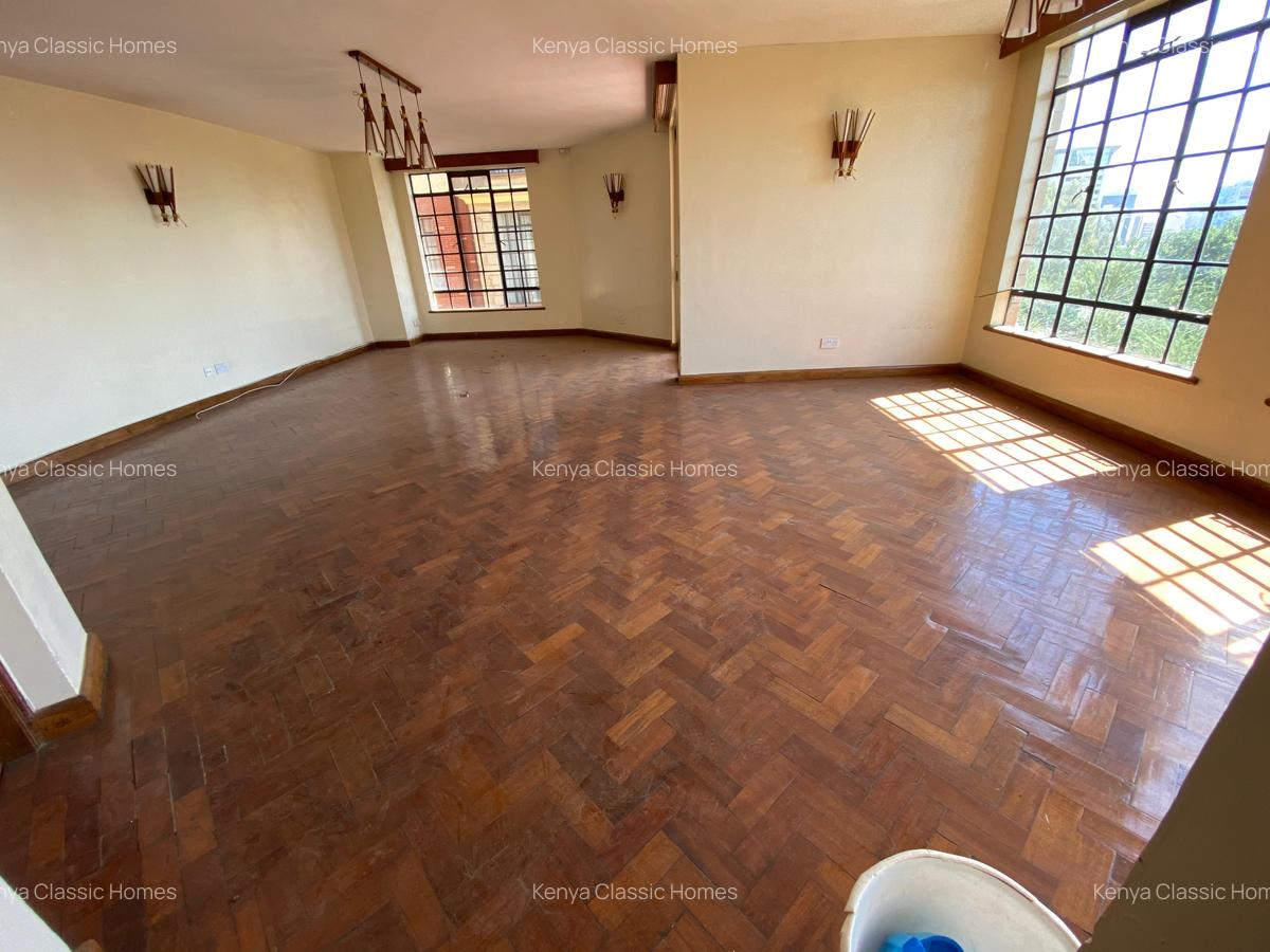 3 Bed Apartment with En Suite at Kilimani - 4