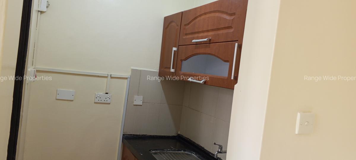 Bedsitter at Makueni Road - 7