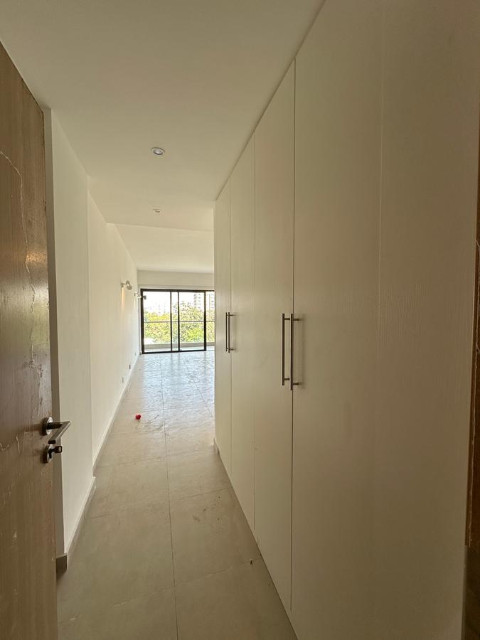 Serviced 1 Bed Apartment with En Suite in Lavington - 4