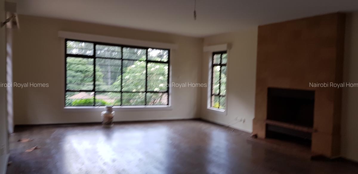 4 Bed Townhouse with En Suite at Rosslyn Lone Tree Road 55 - 9