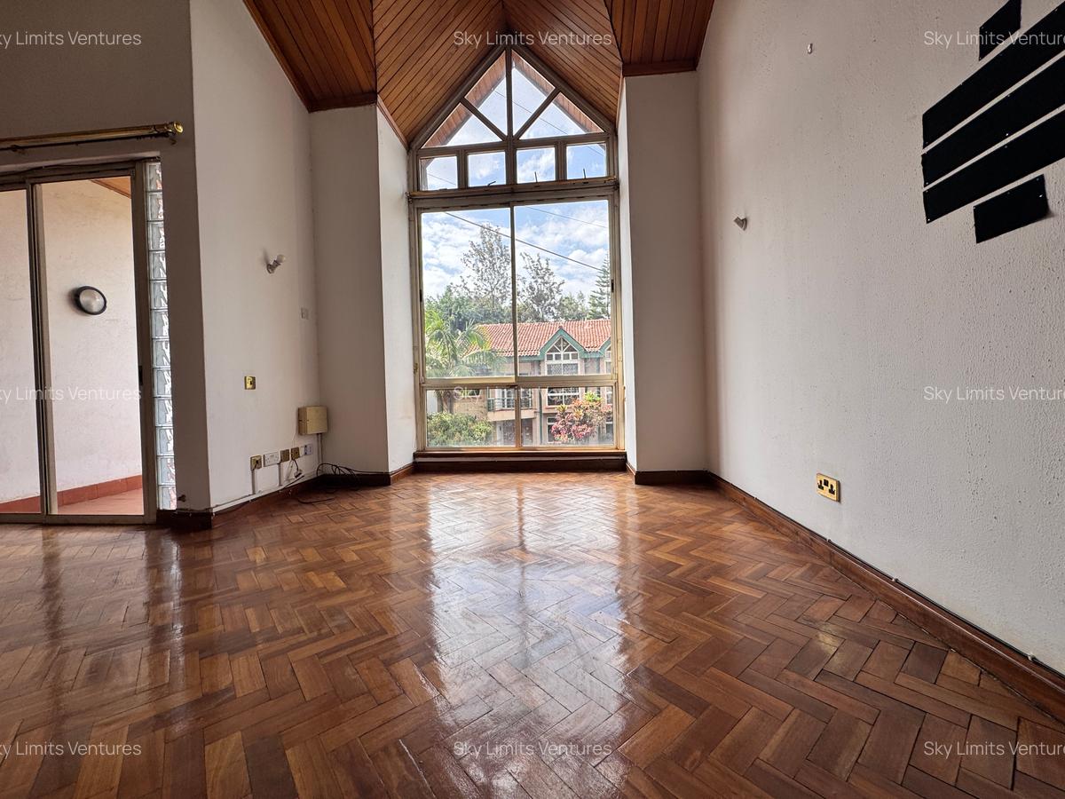 4 Bed Townhouse with En Suite in Kilimani - 14