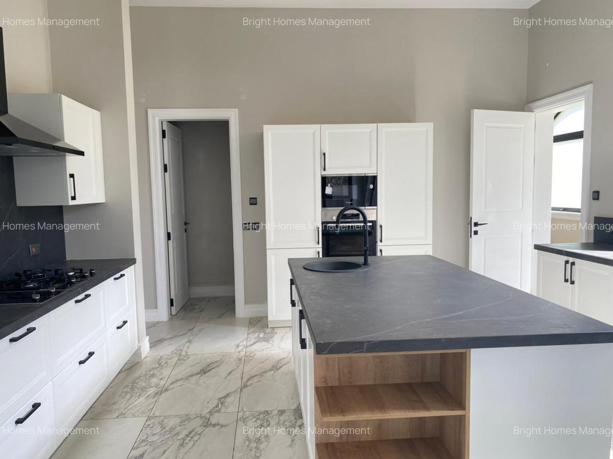 5 Bed Villa with En Suite in Loresho - 6