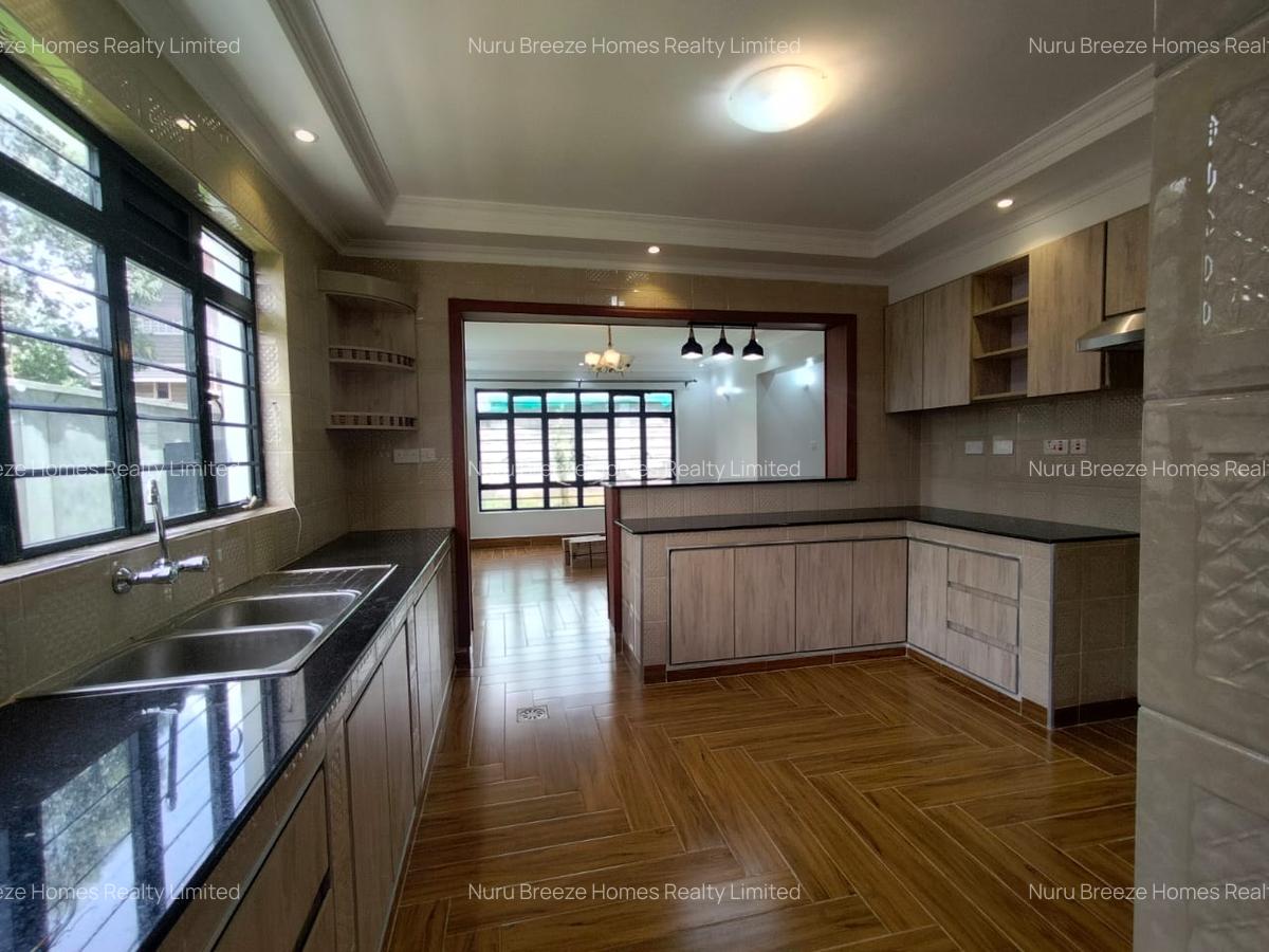 4 Bed Townhouse with En Suite in Kiambu Road - 11