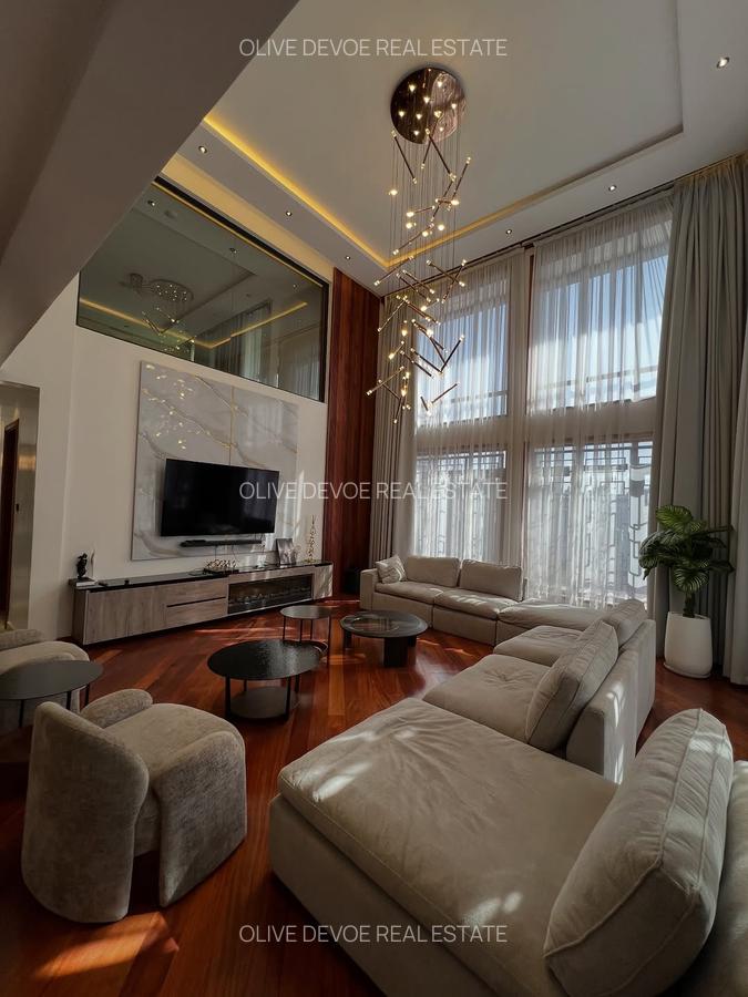 5 Bed House with En Suite in Runda - 19