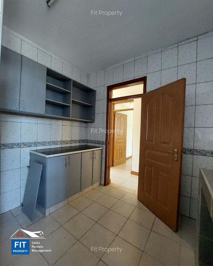 3 Bed Apartment with En Suite at Mohammed Yusuf Haji Avenue - 4