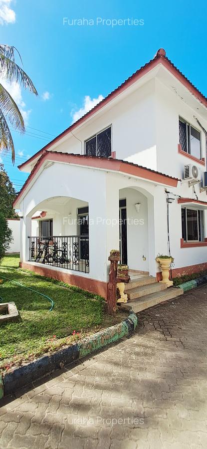 4 Bed House with En Suite at Nyali - 1