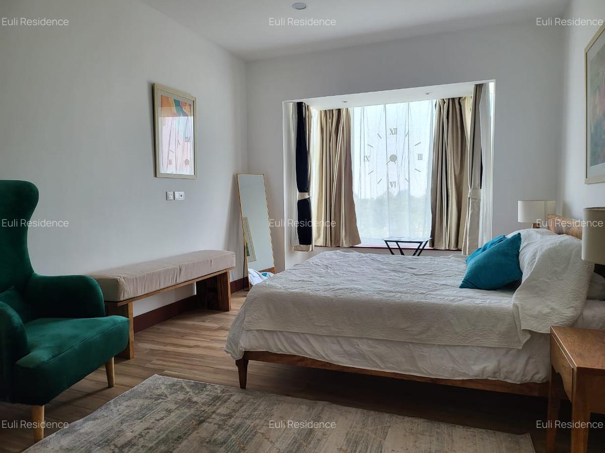 Furnished 3 Bed Apartment with En Suite at City Park Drive - 10