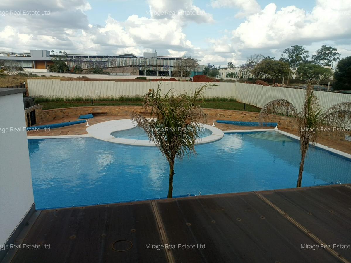 3 Bed Apartment with Swimming Pool in Garden Estate - 11