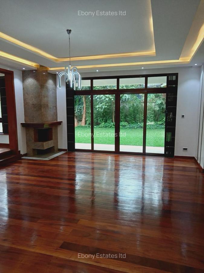 5 Bed Townhouse with En Suite in Lavington - 14