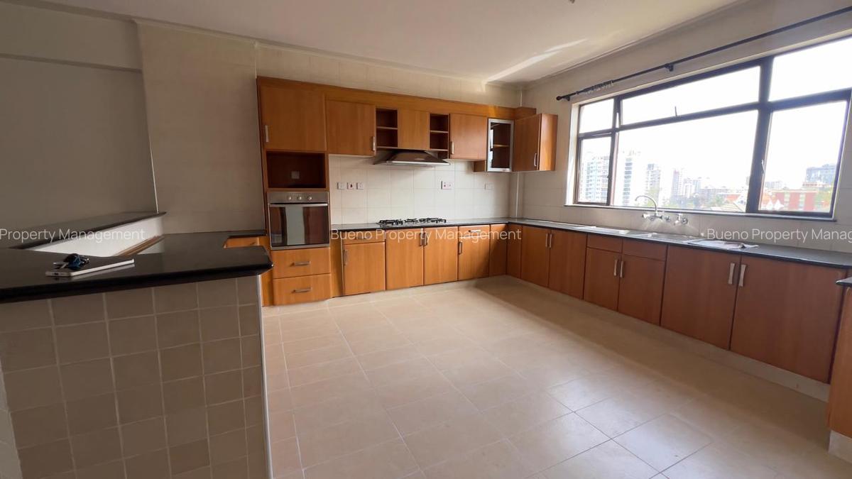 3 Bed Apartment with En Suite in Kilimani - 3
