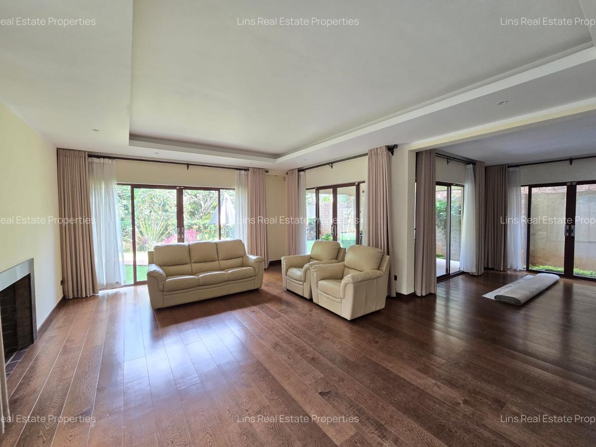5 Bed Townhouse with En Suite in Lavington - 8