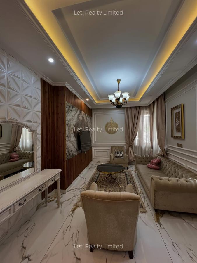 5 Bed Townhouse with En Suite in Lavington - 3
