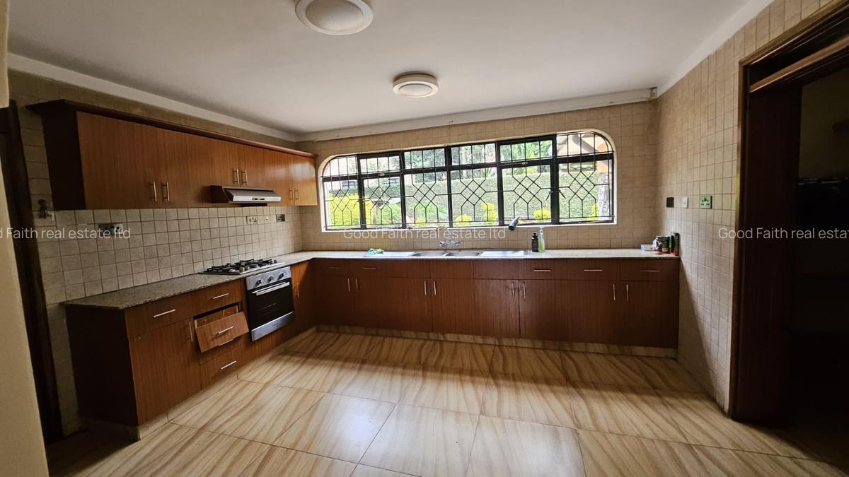 4 Bed House with Swimming Pool in Runda - 6