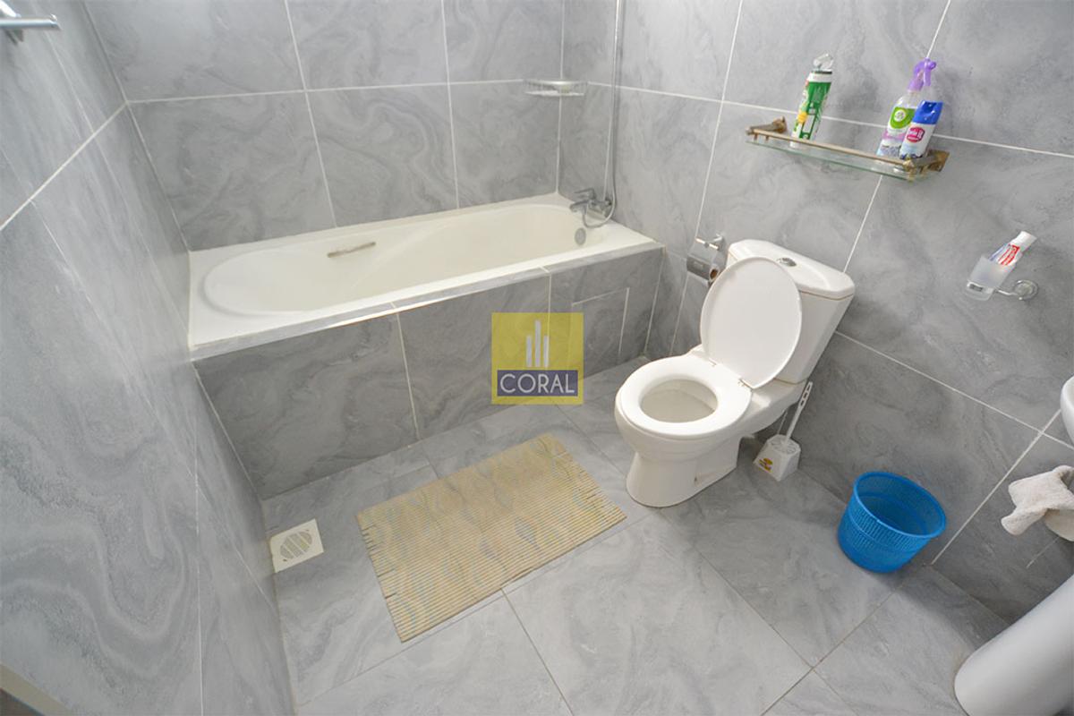 7 Bed Apartment with En Suite in Lavington - 4