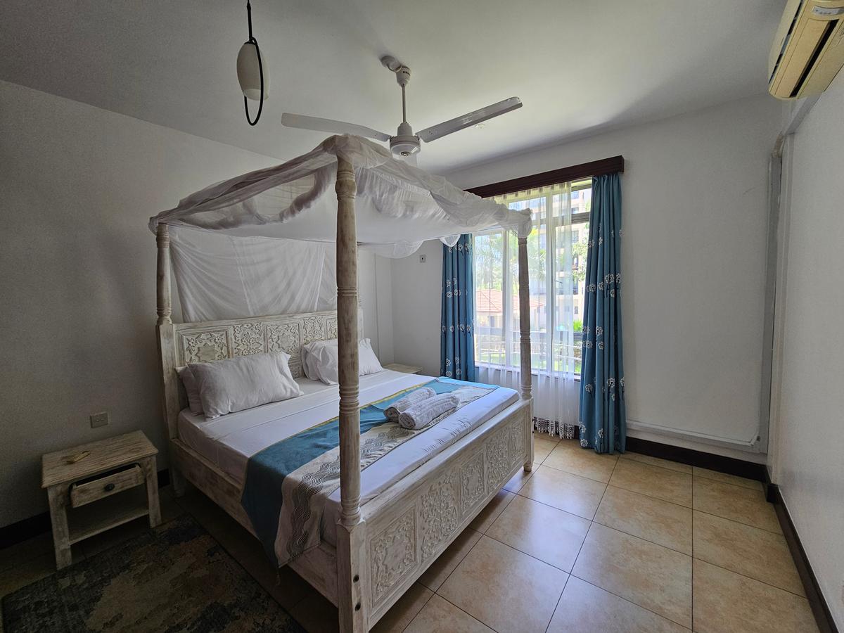 2 Bed Apartment with En Suite in Nyali Area - 9