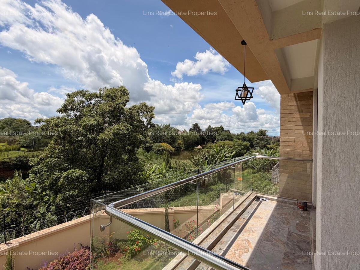 Serviced 1 Bed Apartment with En Suite in Runda - 14