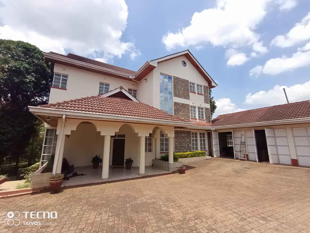 6 Bed House with En Suite at Off Glory Rd - 2