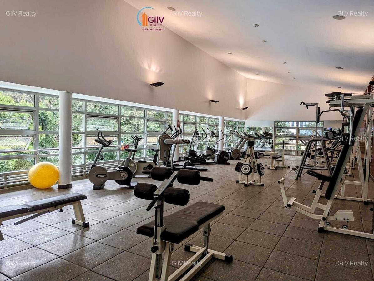 3 Bed Apartment with En Suite in Riverside - 15