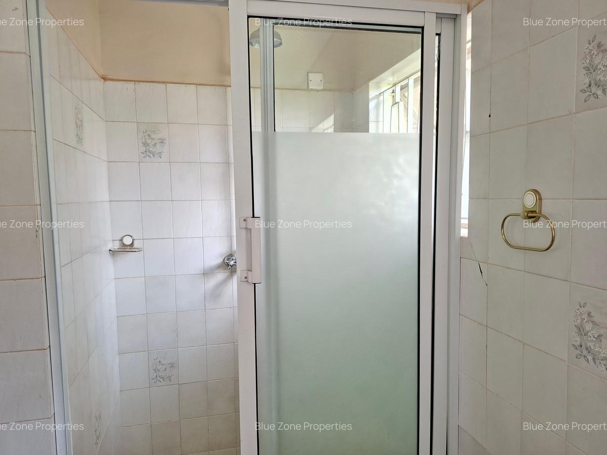 3 Bed Townhouse with En Suite at Off Duom Palm Street - 12