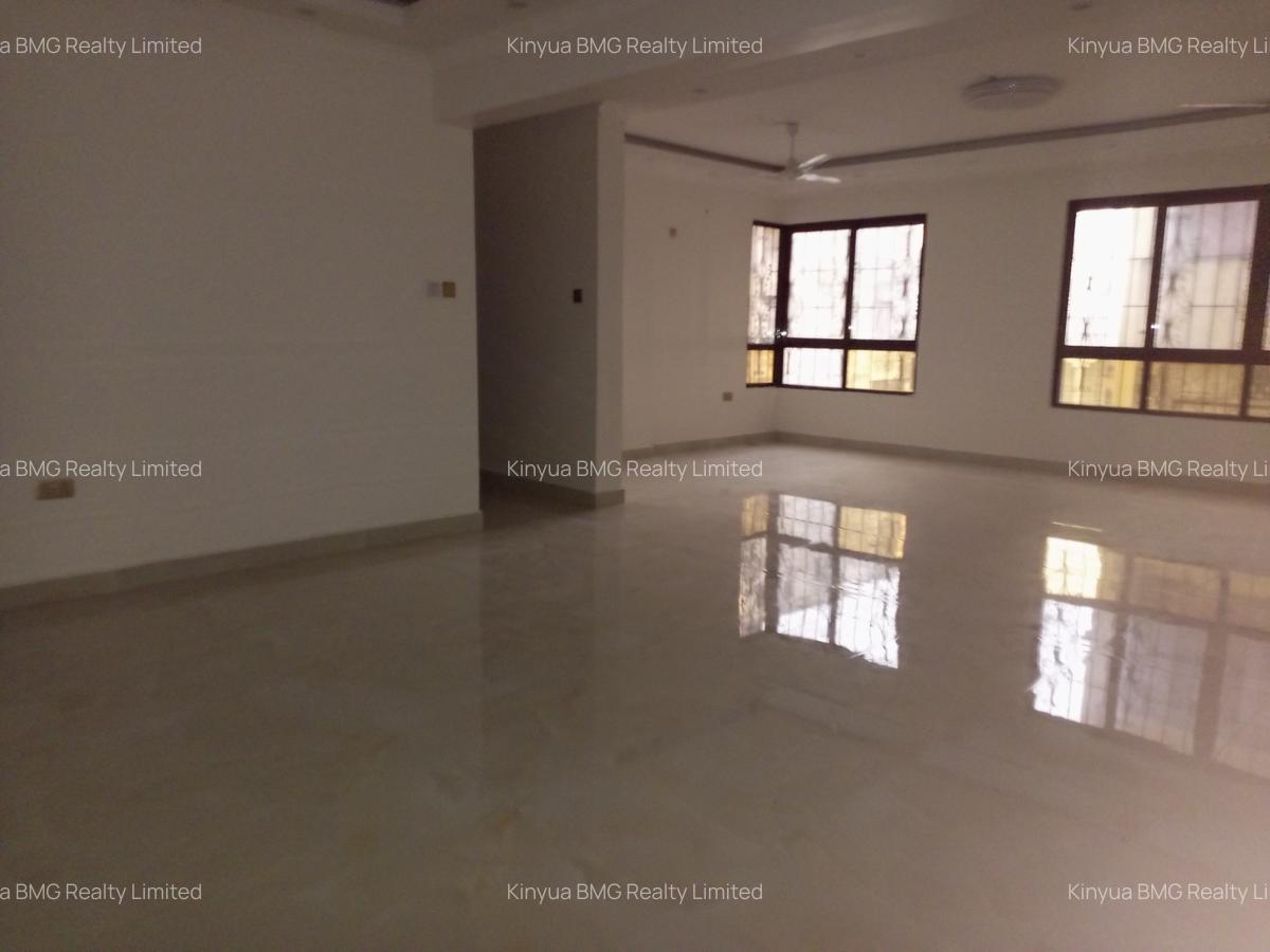 3 Bed Apartment with En Suite in Mombasa CBD - 4