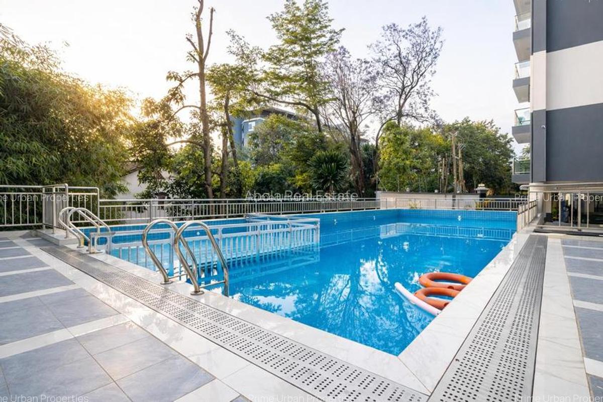 Serviced 1 Bed Apartment with En Suite in Westlands Area - 12