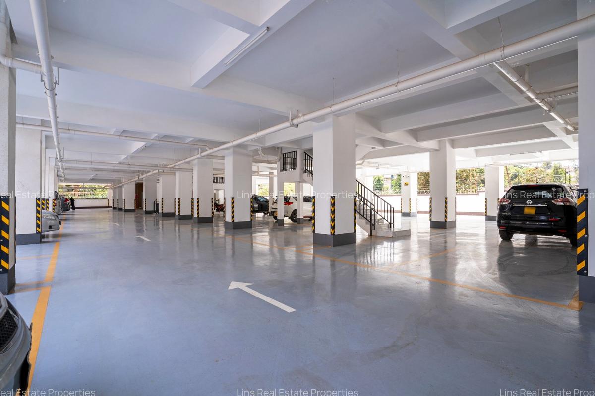 Serviced 1 Bed Apartment with En Suite in Westlands Area - 16