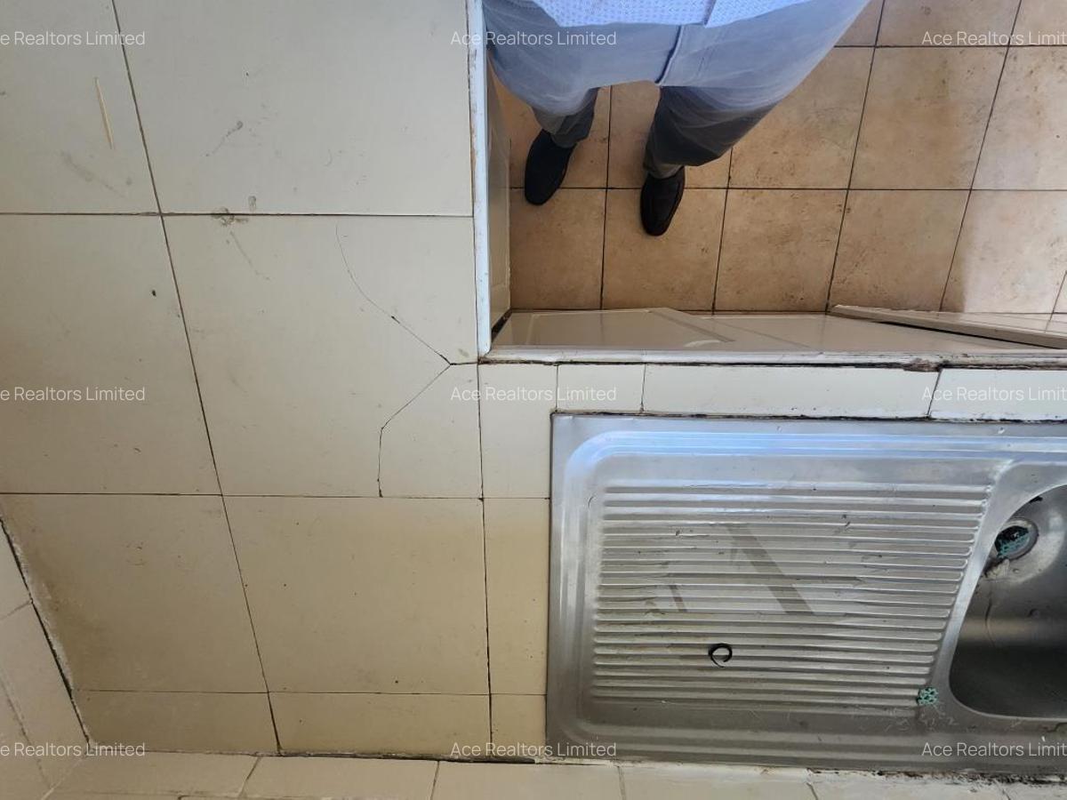 3 Bed Apartment with En Suite at Embakasi - 4